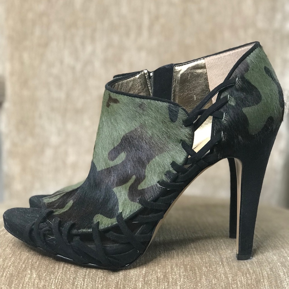 Pony Hair Army Sandals 10